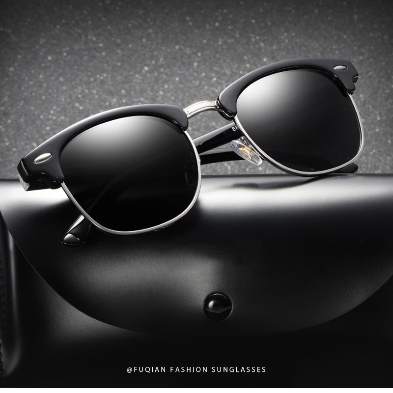 Sunglasses đśď¸