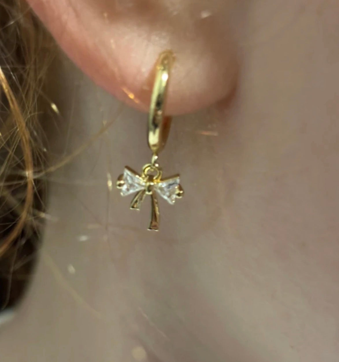 Bow Dangles