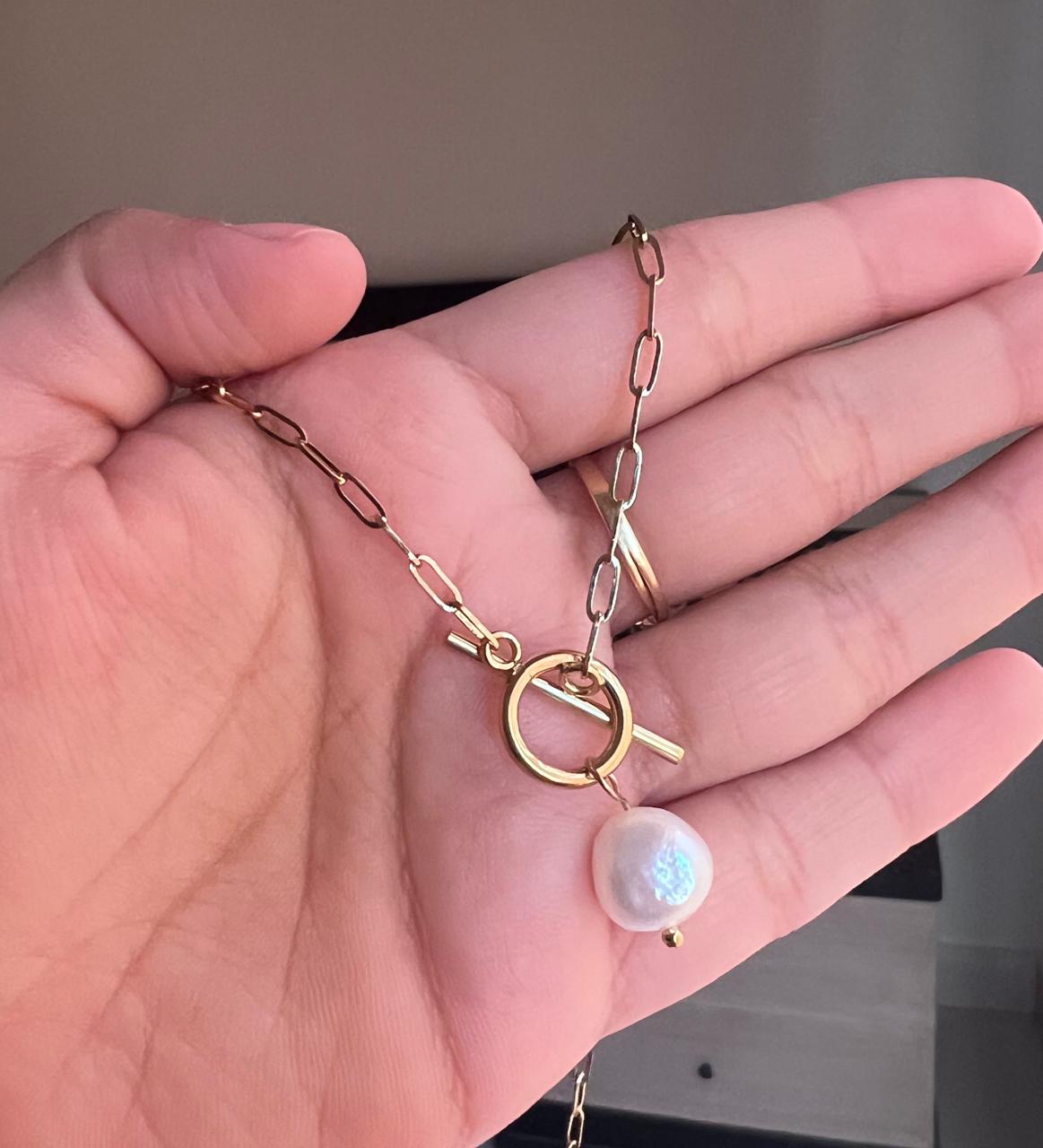 Freshwater Pearl Toggle Necklace