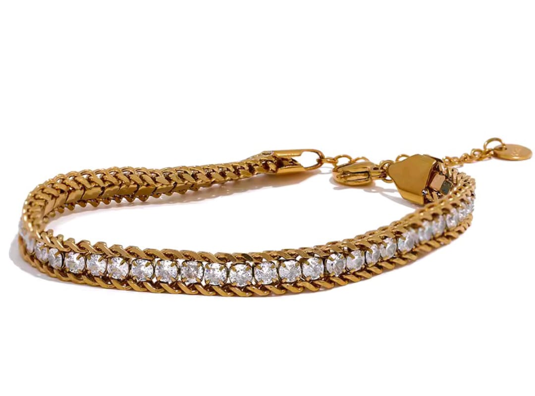 Gold Glam Trio Bracelets✨