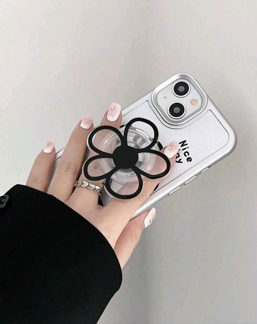 Black Flower Pop Socket