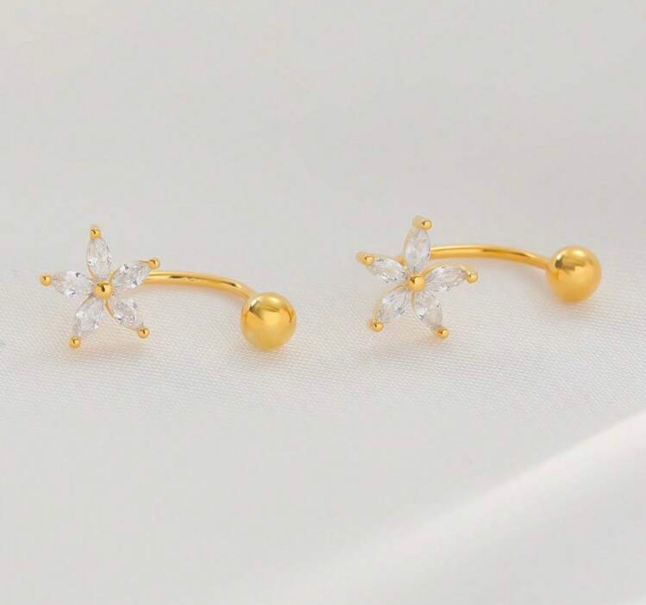 Star Petal Earstuds