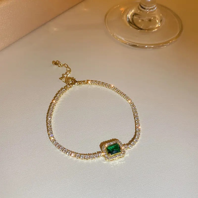 Emerald Green Majestic Bracelet
