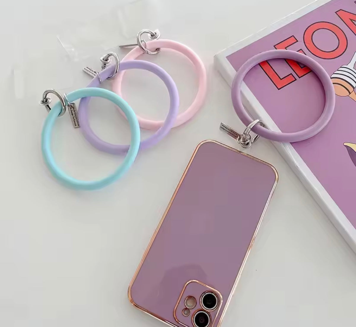 Anti loss phone hanging