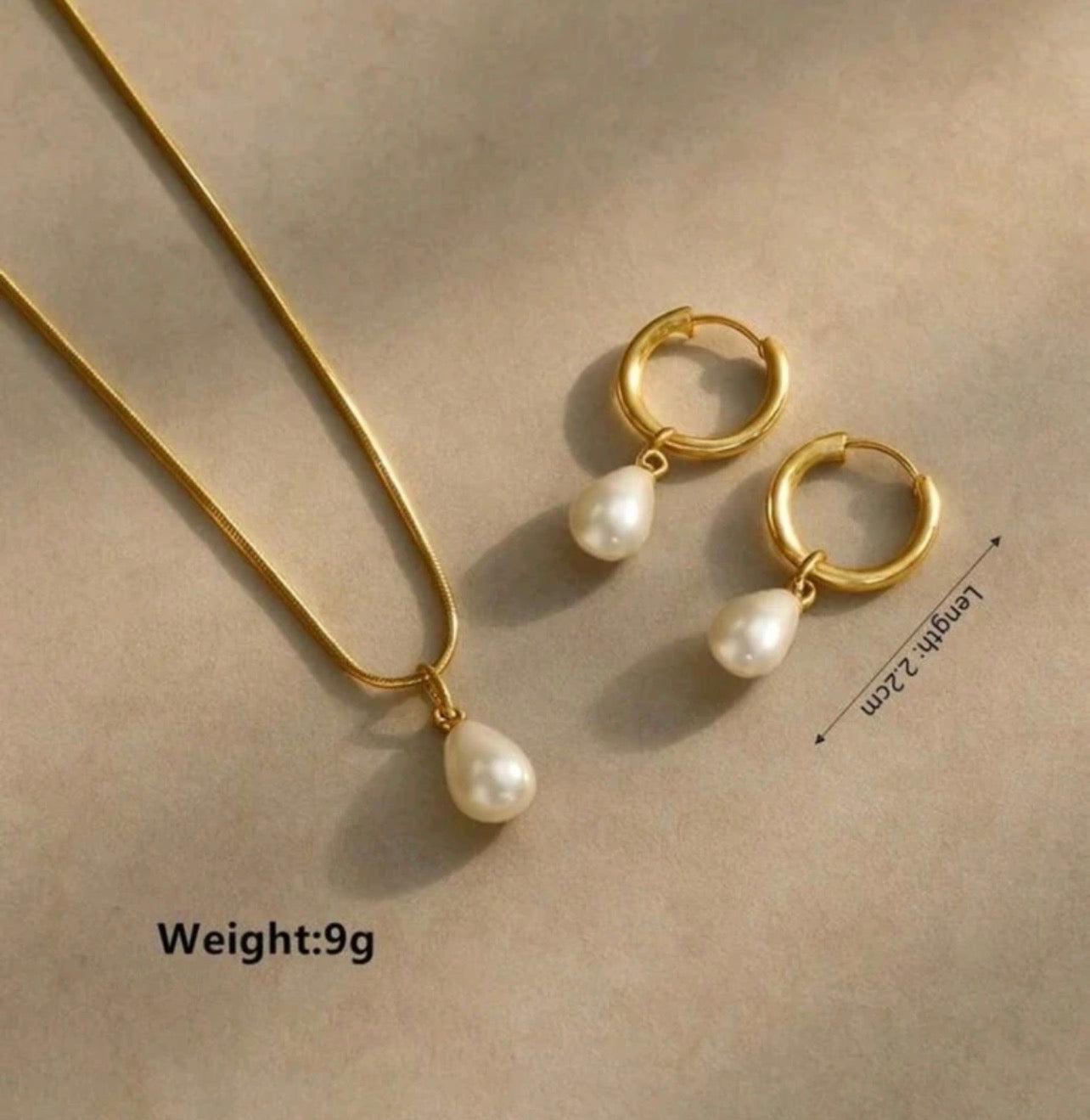 Tear Drop Pearl Set