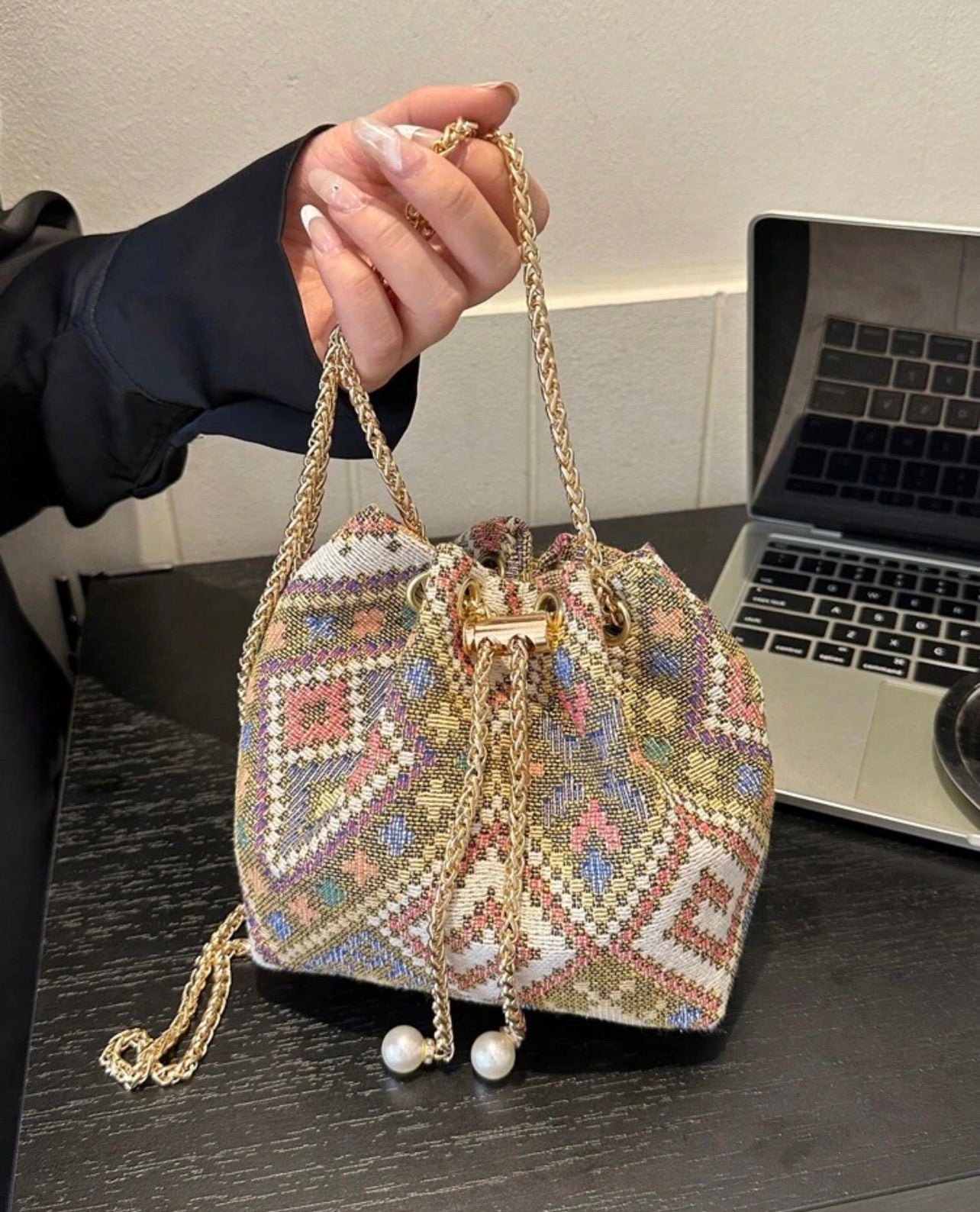 Abstract Pastel Chinese Bag - Brooched product photo 5