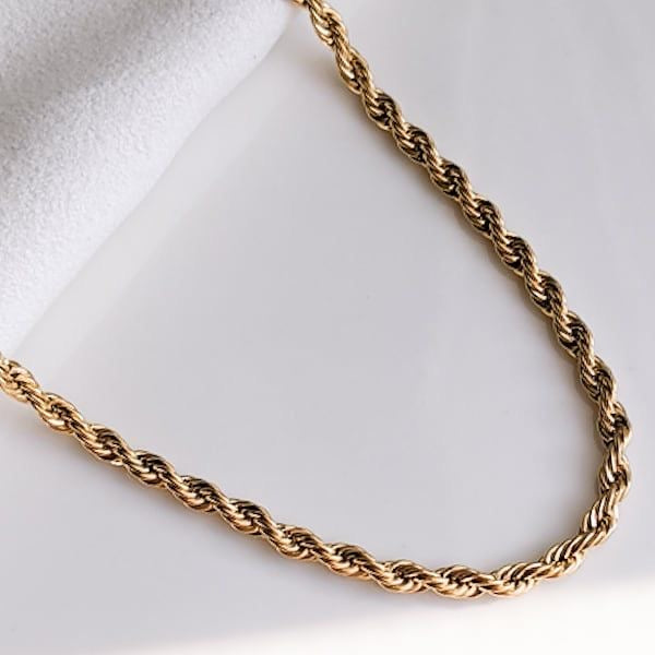 Rope necklace