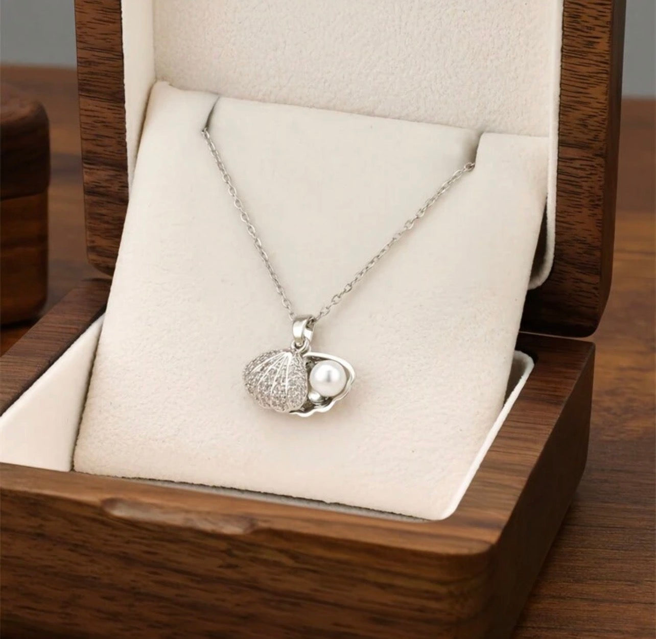 Pearl Shell Necklace