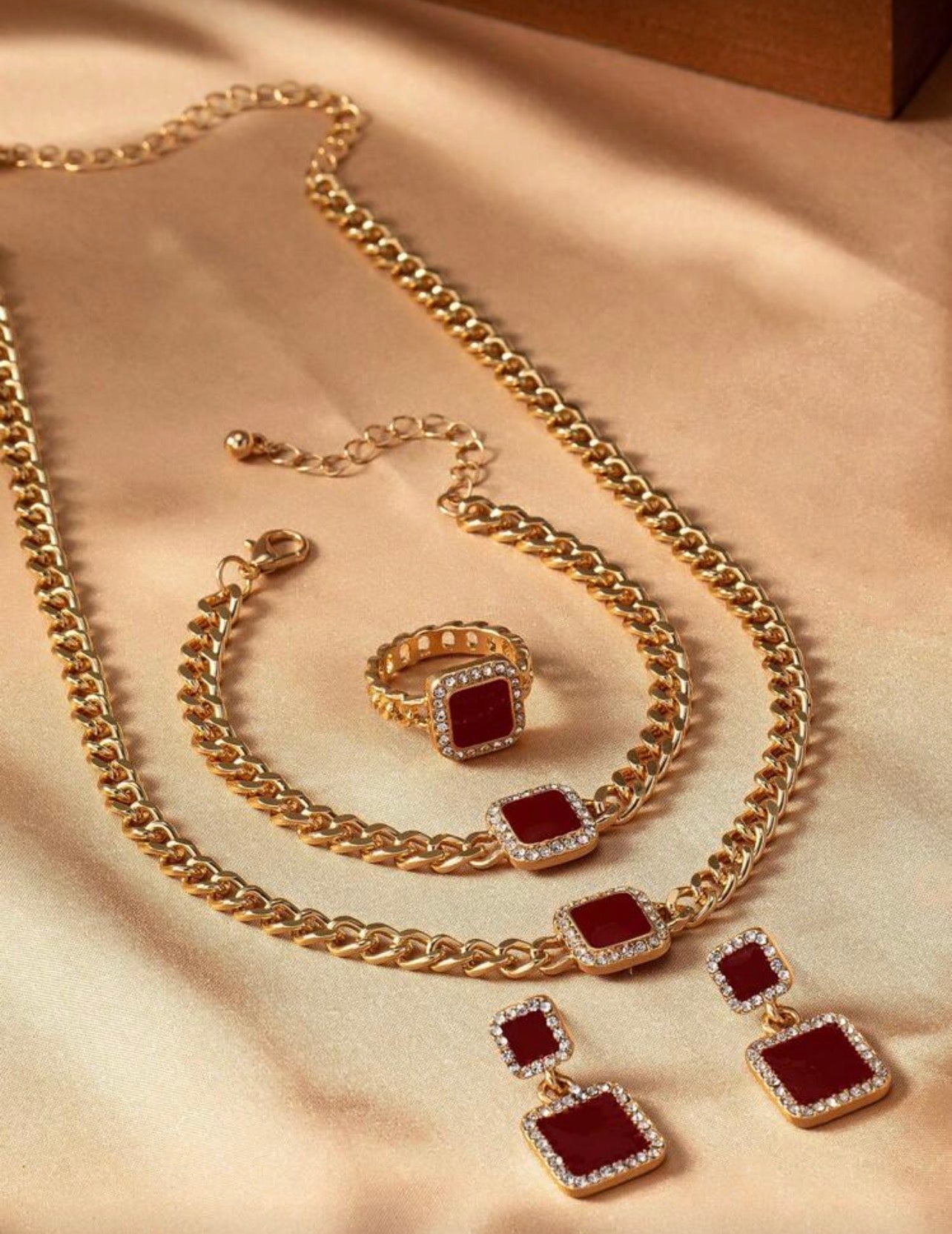 4 pcs royal set