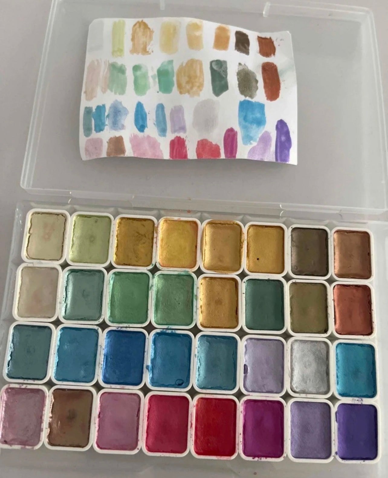 Mettalic Watercolour Paints Set of 32- Artfolio