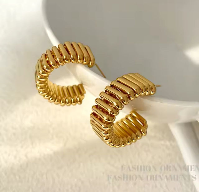 Golden Ribbed Hoops