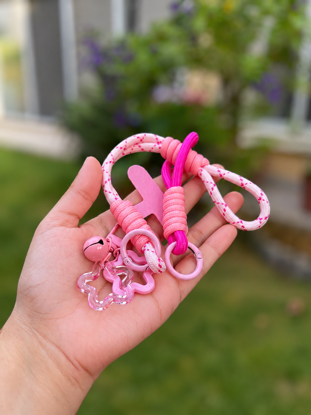 Wrist lanyard for Mobile phones