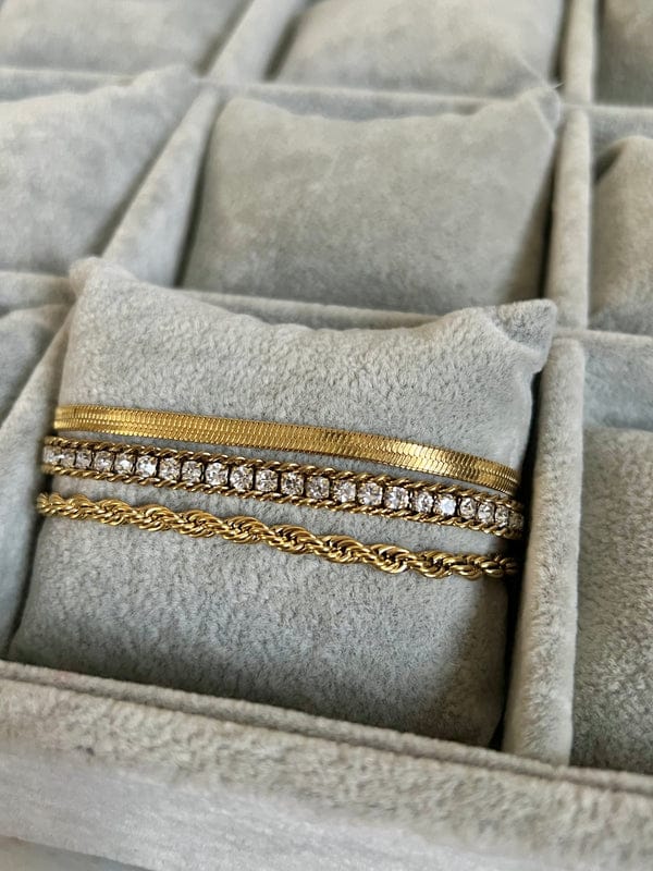 Gold Glam Trio Bracelets✨